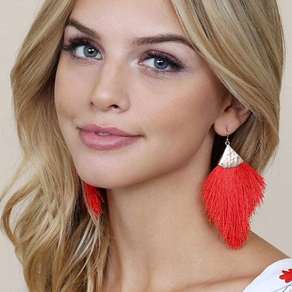 Boutique Jewelry - BOGO New Silky Tassel Feather Fringe drop earrings